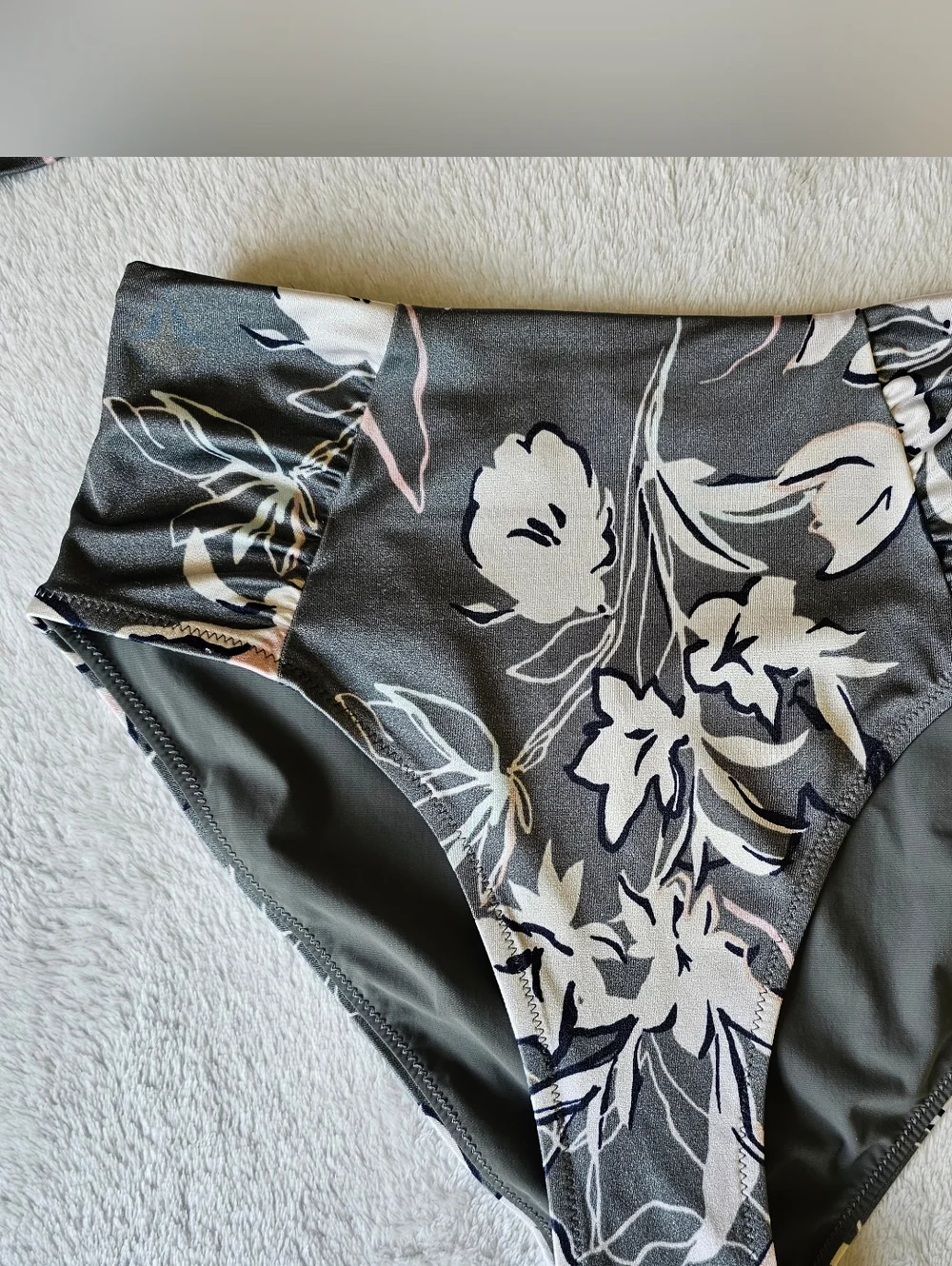 Athleta Aqualuxe High Rise Wildflower Bikini Bottoms XXS Cottagecore‎ Coastal